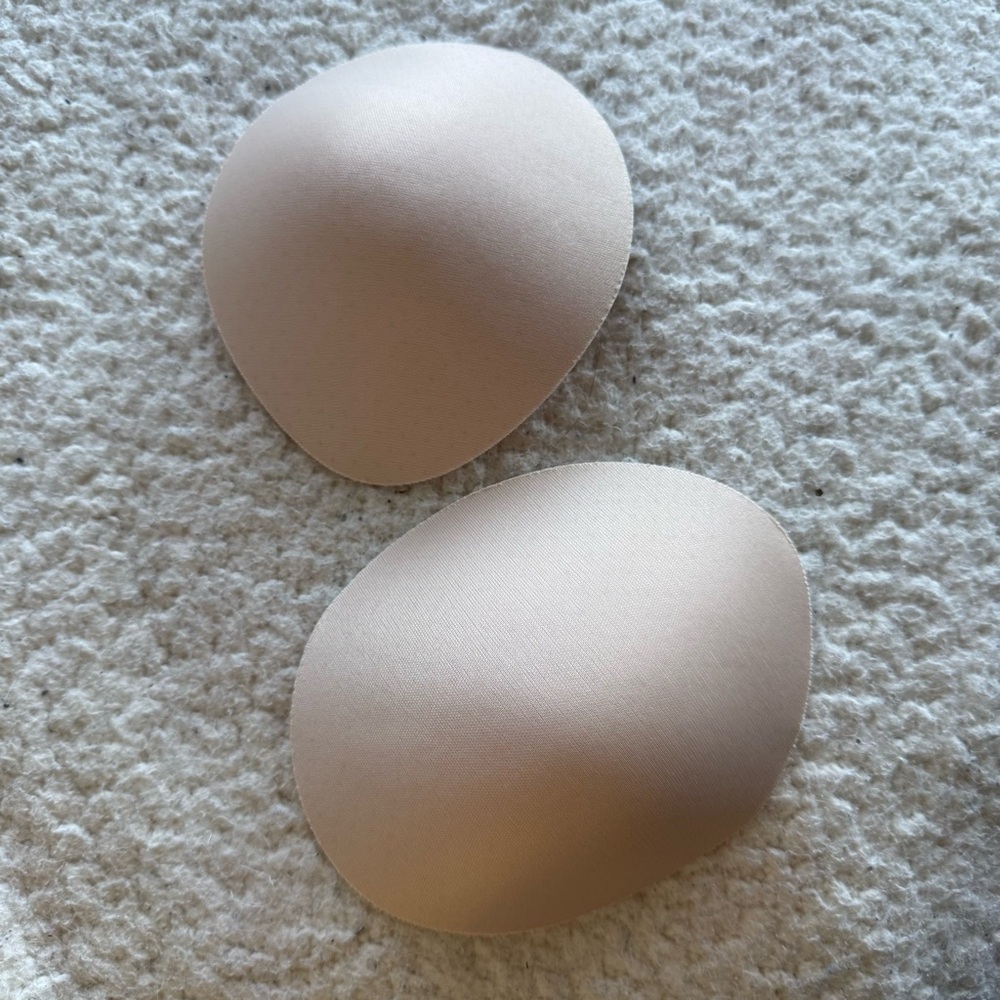 Lululemon size 12/14 bra pad inserts- brand new